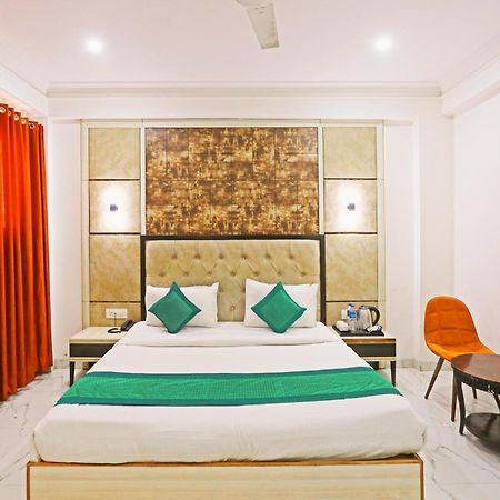 Hotel The Almora Residency - Complimentary Airport Trasnfer Nueva Delhi Exterior foto