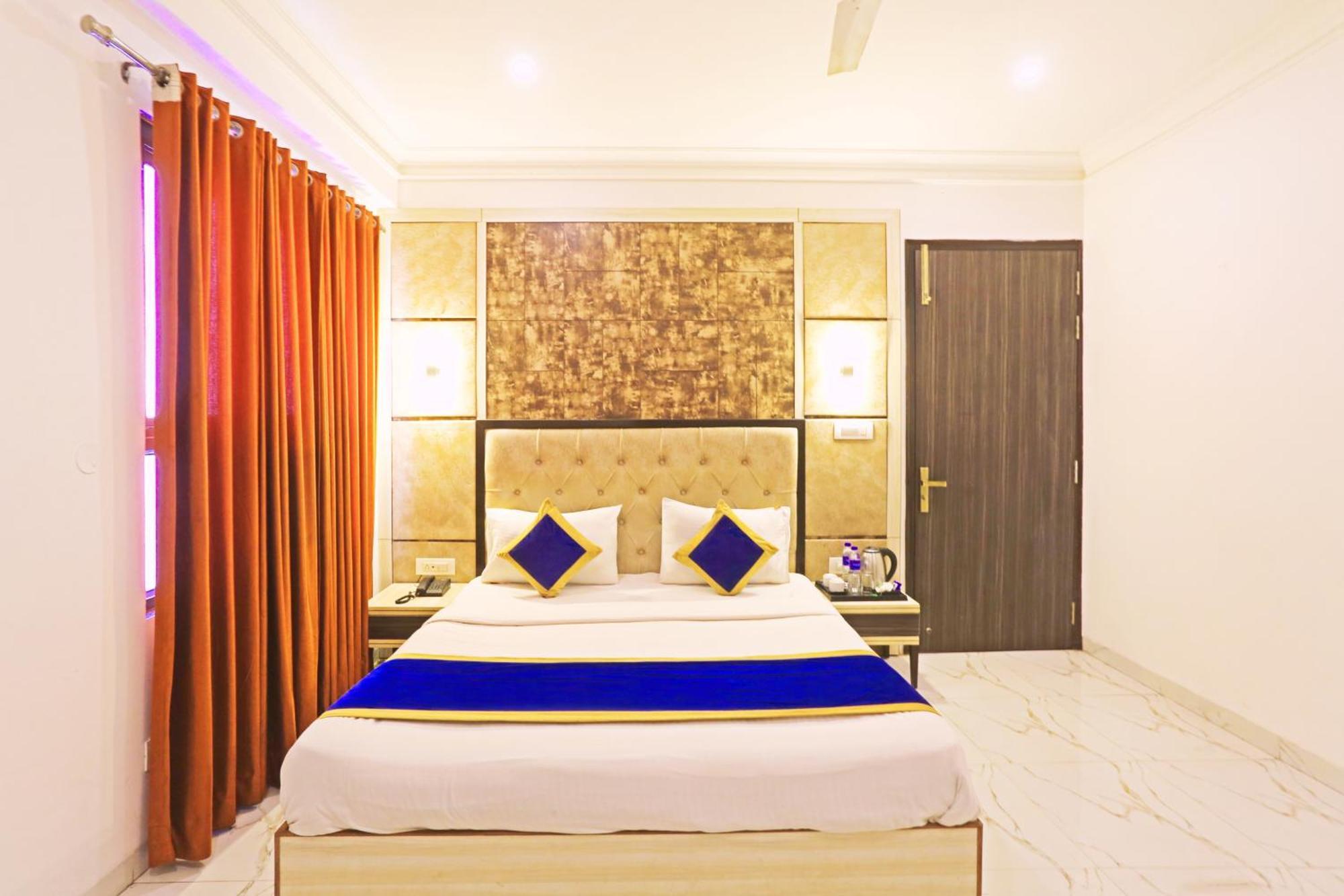 Hotel The Almora Residency - Complimentary Airport Trasnfer Nueva Delhi Exterior foto