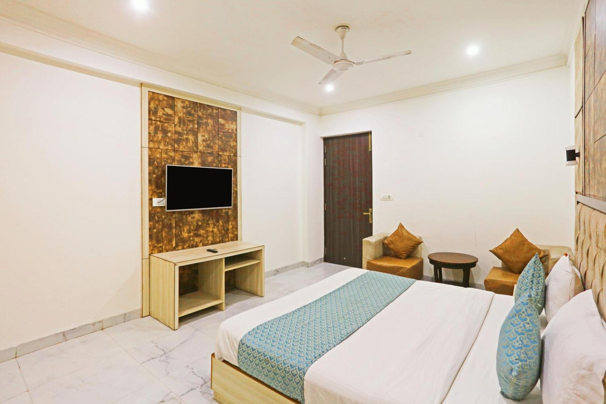 Hotel The Almora Residency - Complimentary Airport Trasnfer Nueva Delhi Exterior foto