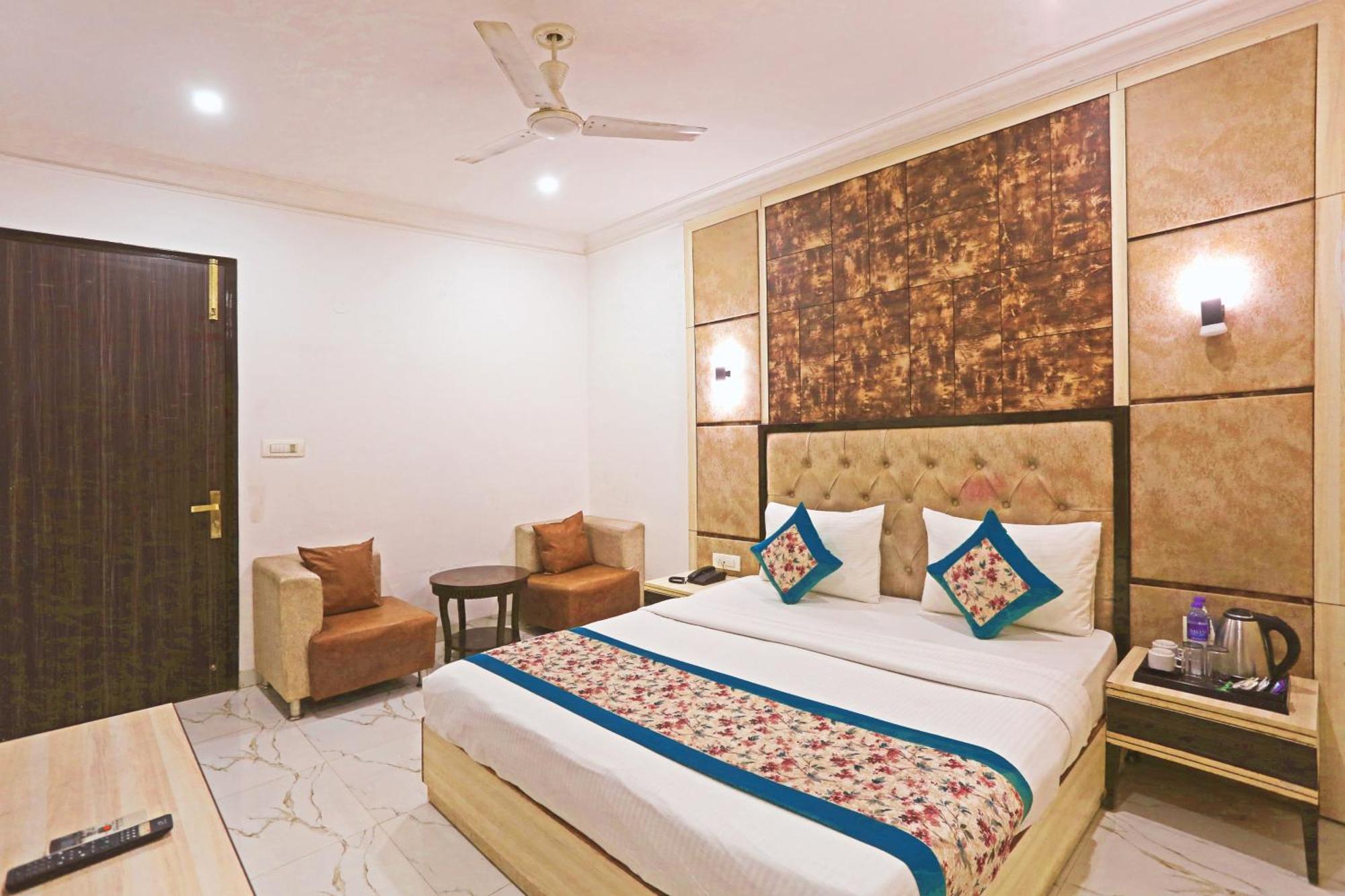 Hotel The Almora Residency - Complimentary Airport Trasnfer Nueva Delhi Exterior foto
