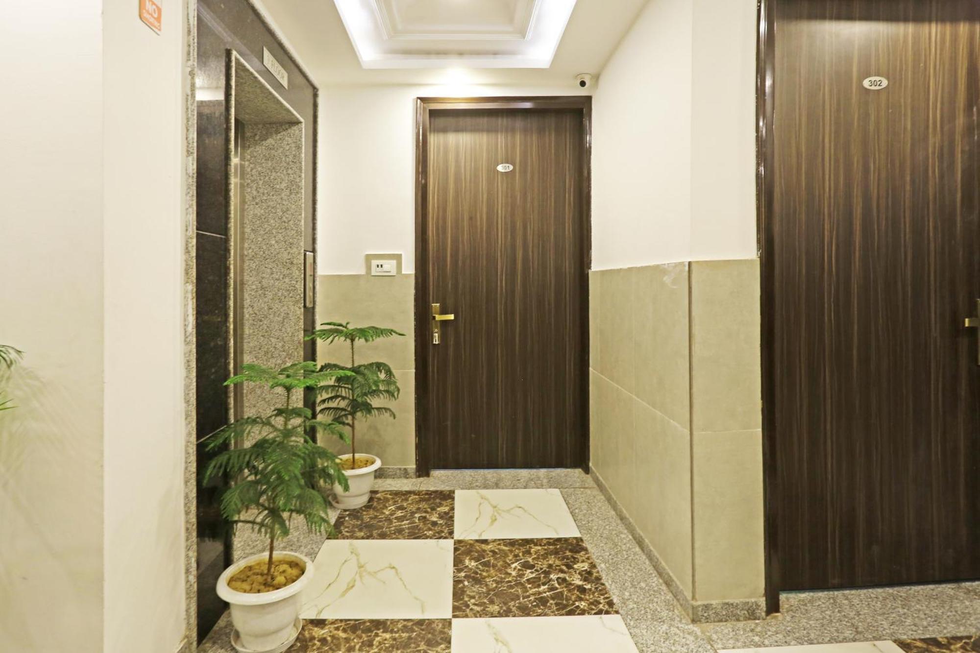 Hotel The Almora Residency - Complimentary Airport Trasnfer Nueva Delhi Exterior foto