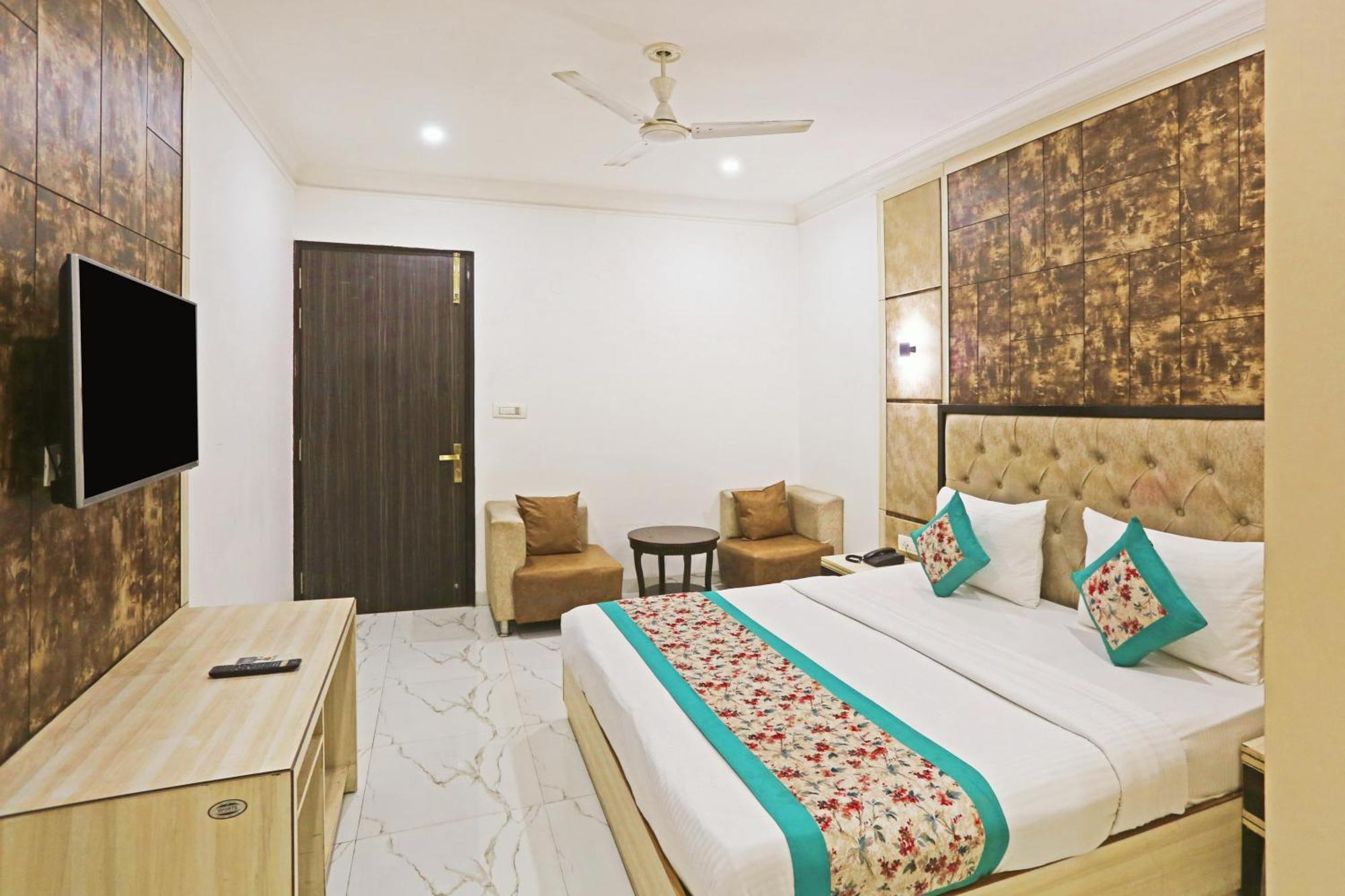 Hotel The Almora Residency - Complimentary Airport Trasnfer Nueva Delhi Exterior foto