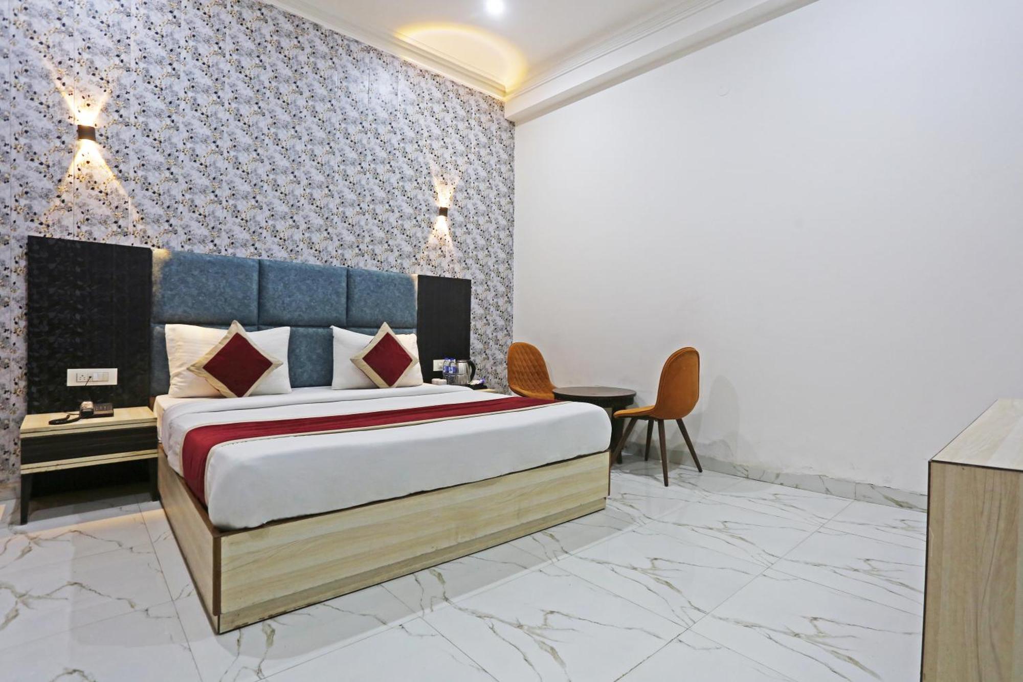 Hotel The Almora Residency - Complimentary Airport Trasnfer Nueva Delhi Exterior foto